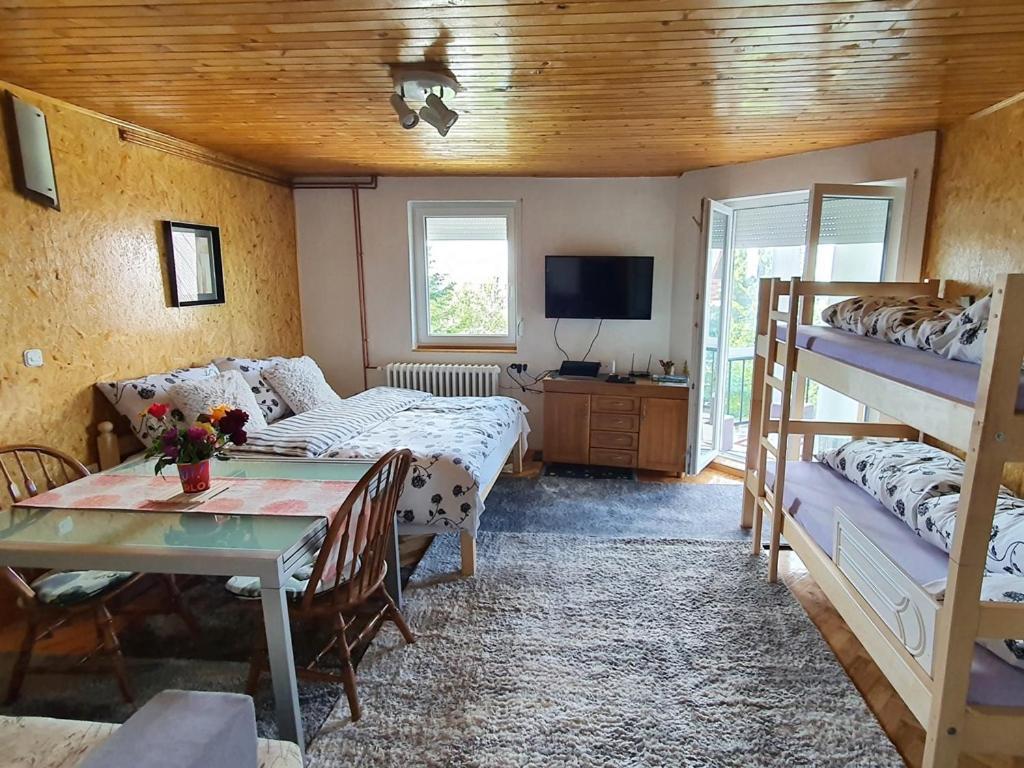 Apartments Panda Влашич Екстериор снимка