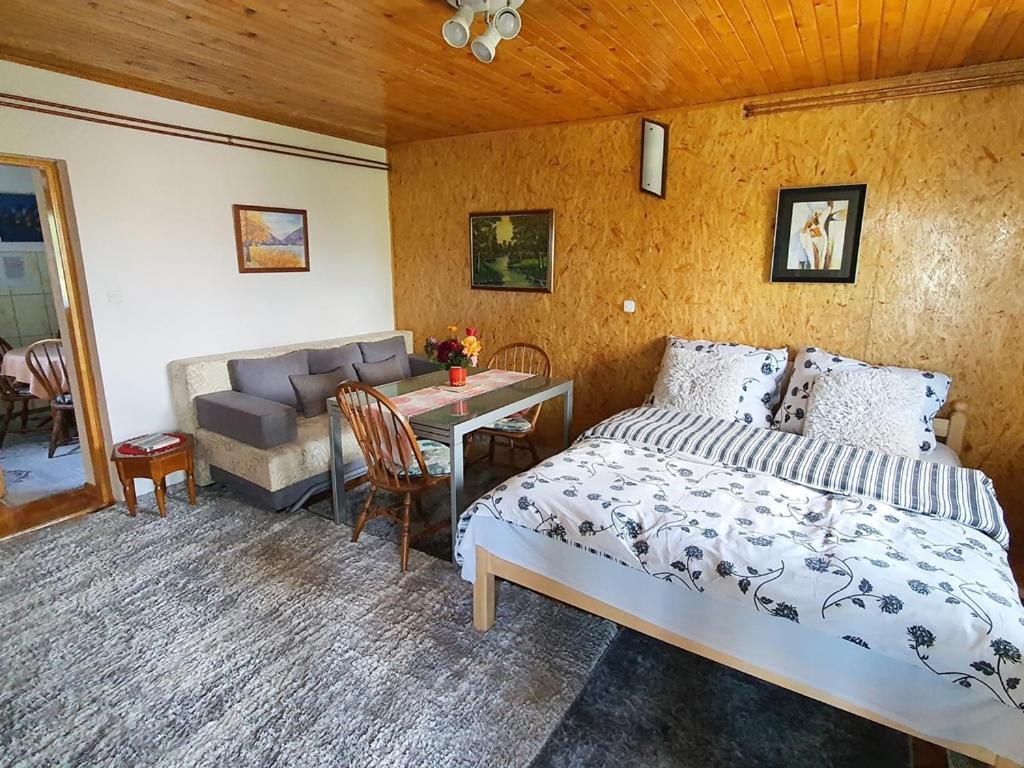 Apartments Panda Влашич Екстериор снимка